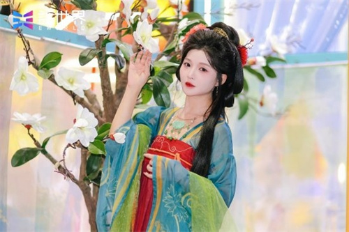 益城月下聚同好，“游戏+非遗”共潮生 —— 益世界 2025 CICF×AGF 展台燃动国庆